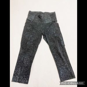 LuLu Lemon workout pants - size 6